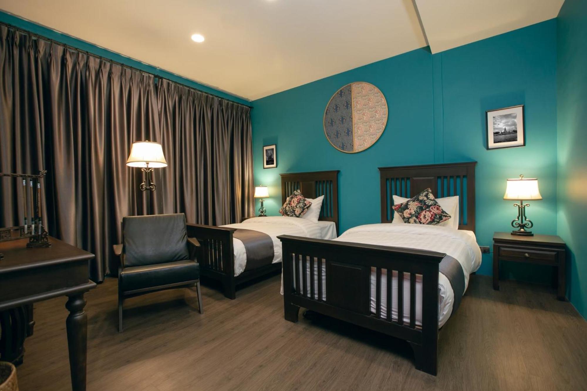Caiyong Hometel & Cafe'S Studio بانكوك المظهر الخارجي الصورة